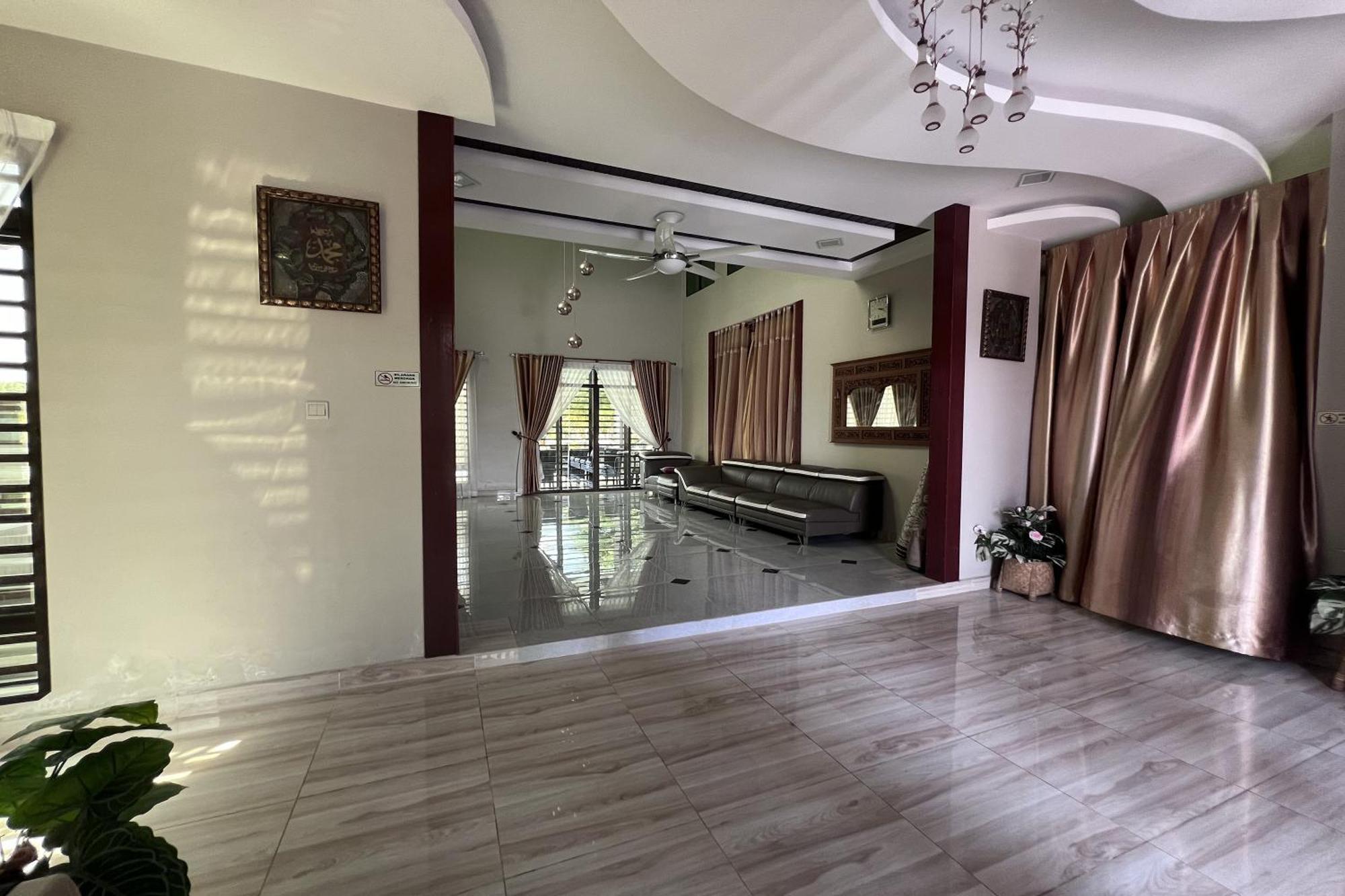 Nurbayu Chalet, Kemaman Куантан Екстериор снимка