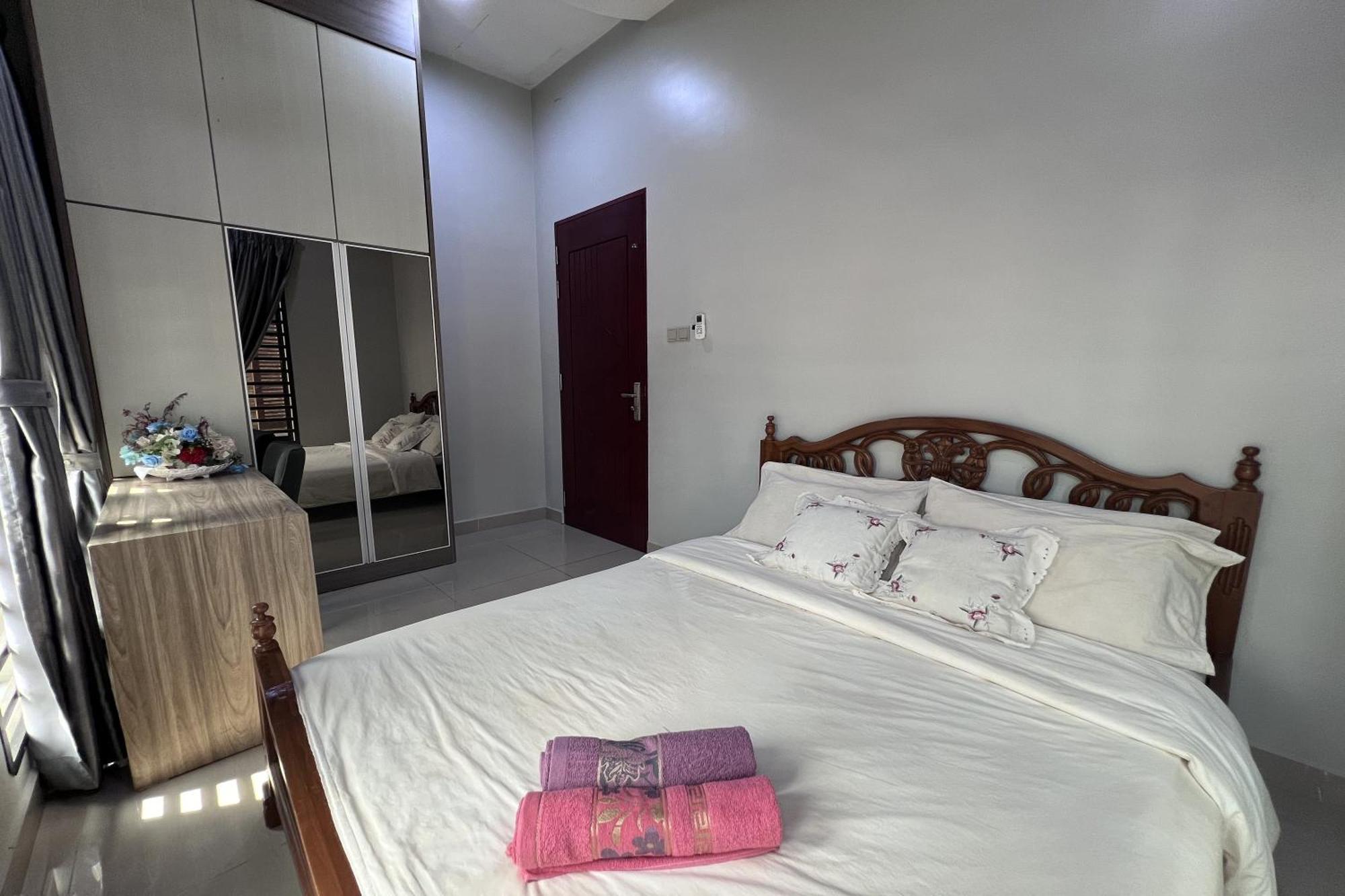 Nurbayu Chalet, Kemaman Куантан Екстериор снимка