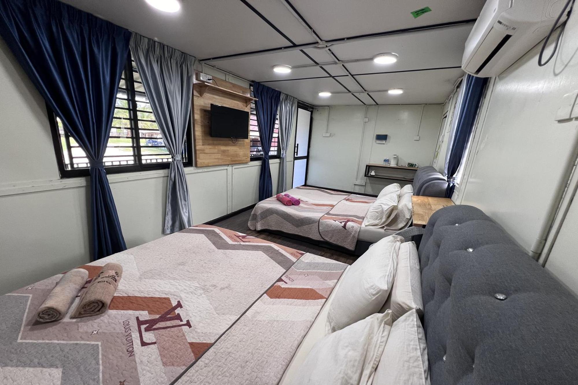 Nurbayu Chalet, Kemaman Куантан Екстериор снимка