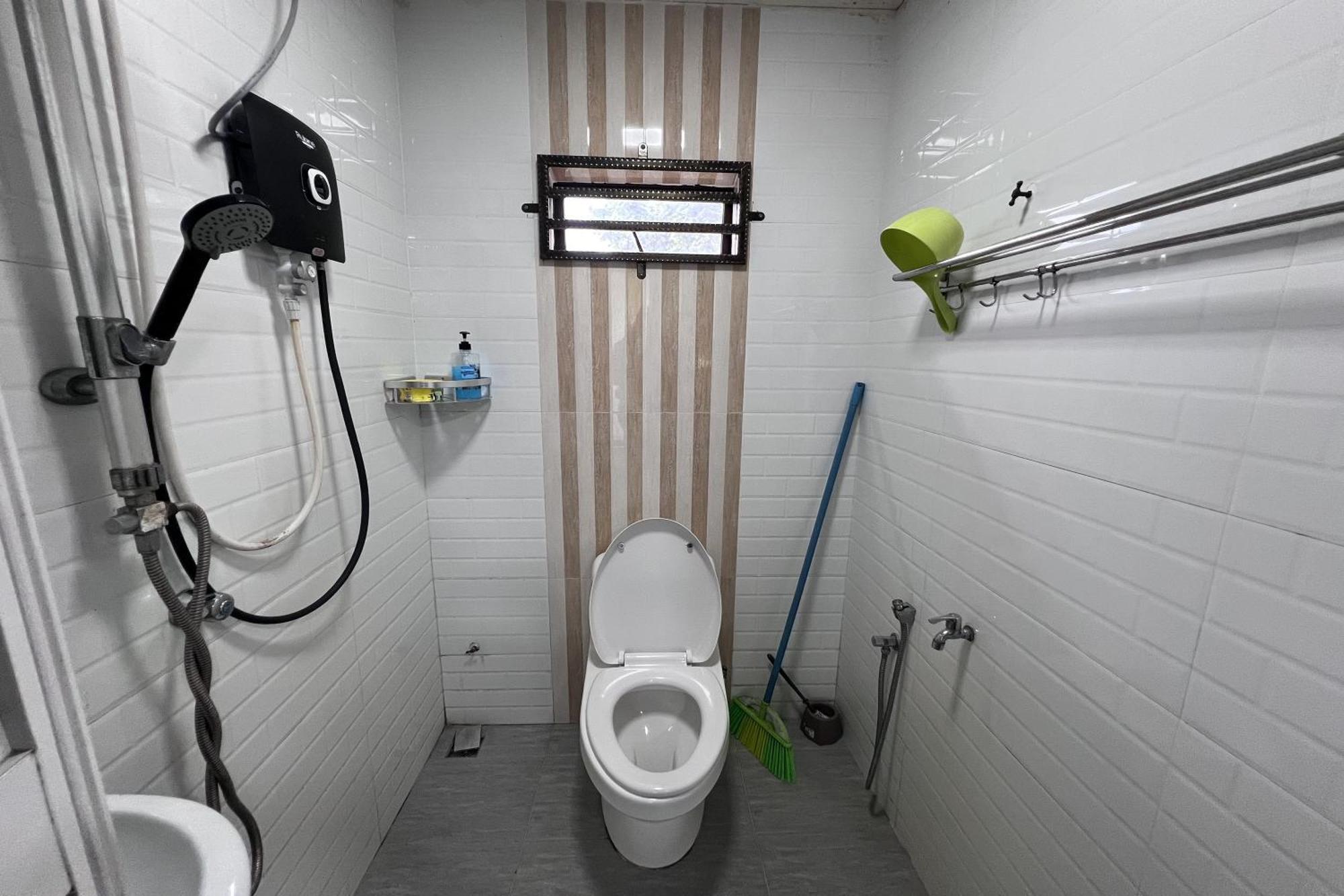 Nurbayu Chalet, Kemaman Куантан Екстериор снимка