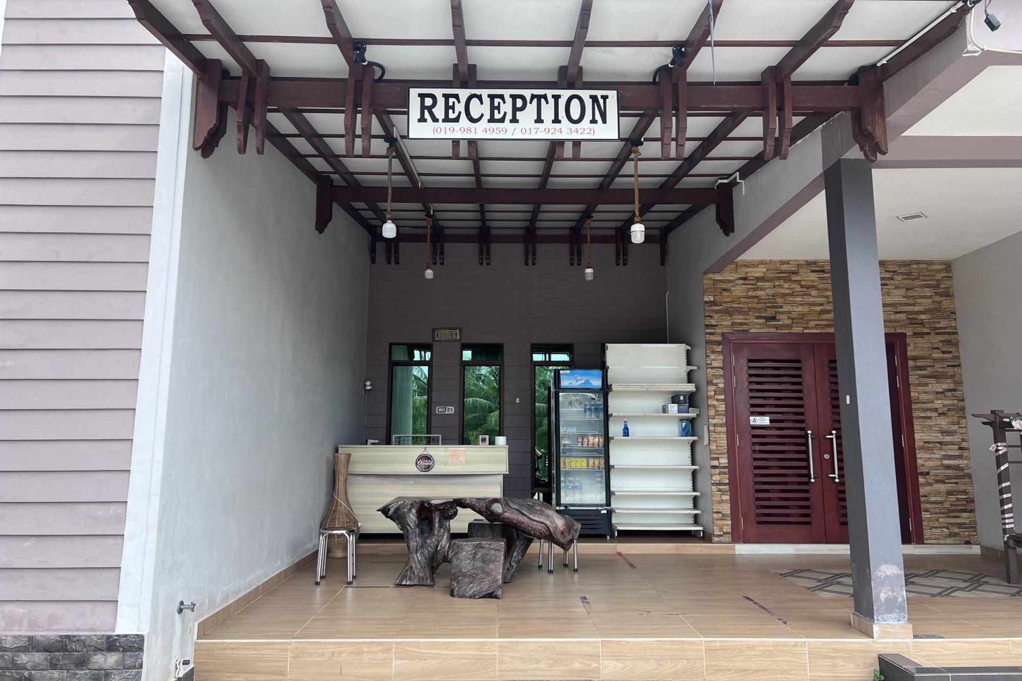 Nurbayu Chalet, Kemaman Куантан Екстериор снимка
